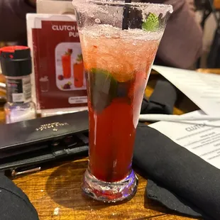 Clutch Berry Mojito