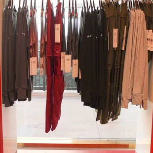 Clutch got Alo Yoga!