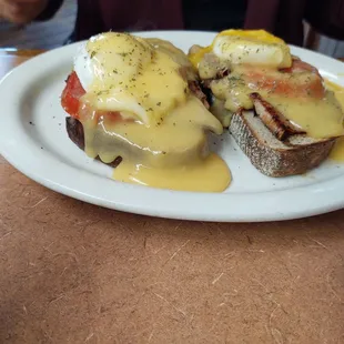 Eggs Benedict