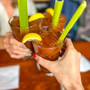 drink, oysters and mussels