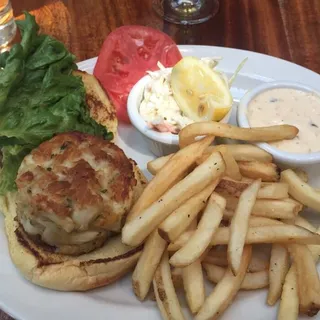 Jumbo Lump Crab Cake Sandwich