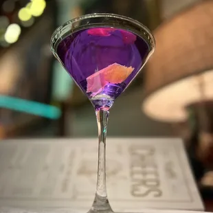 IG: @foodsnoblegacy Empress Martini