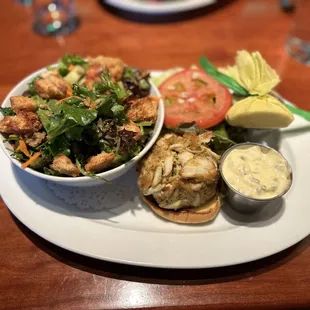 Jumbo Lump Crab Cake with a side salad