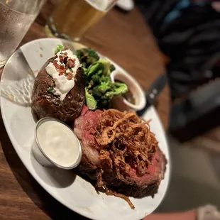 Look at that Prime Rib, wow!