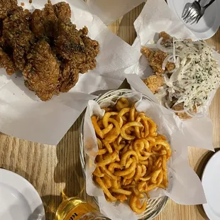 7. Snow Onion and 2. Garlic Soy Chicken with 18. Curly Fries
