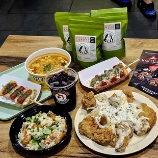 food, ramen and noodles