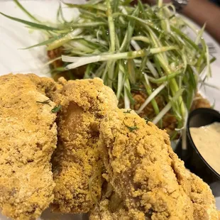 food, fried chicken wings, poultry, bbq wings, chicken wings, fried chicken, bbq chicken, chicken wings and fried chicken, chicken