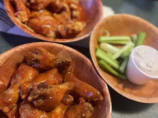 wings on brookwood