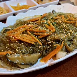 ramen and noodles, food