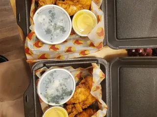 Joella's Hot Chicken - Indianapolis