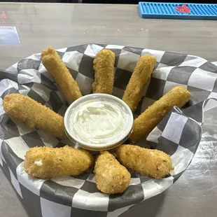 Mozzarella sticks w ranch!