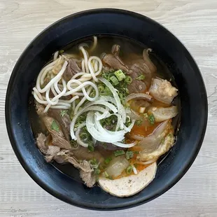Bun Bo Beef Noodle