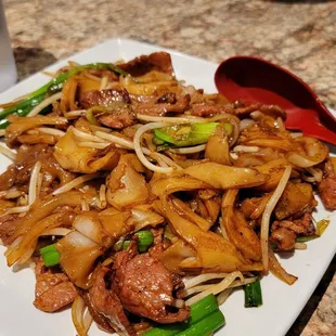 Beef chow fun consistently delicious with tender beef