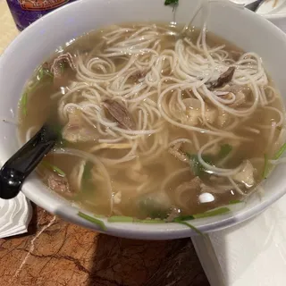 11. Pho Bo Vien