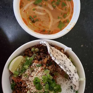 Baby Clams Noodle Soup