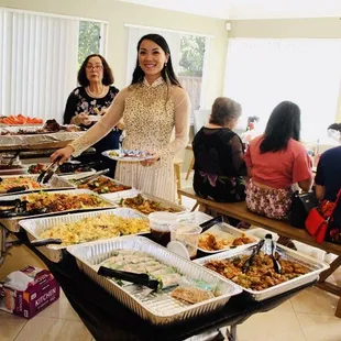 Me getting some food! Sooooo good