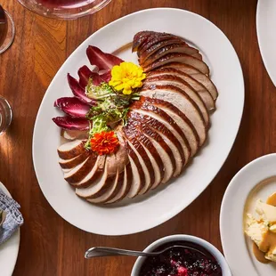 Let CO-OP take care of Thanksgiving with a take-out or dine-in option!