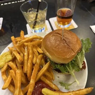 The BEST Cheeseburger I've Ever Had! Shhh... Don't tell my Mom!!!