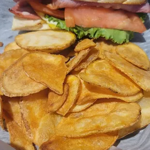 1/2 Italian Sub with chips