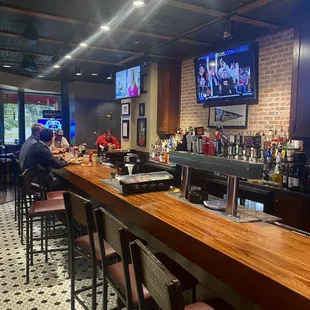 sushi and sashimi, interior