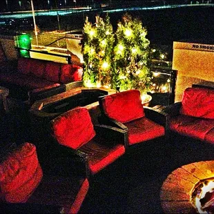 Still able to keep warm by 1 of the 4 fire pits upstairs.