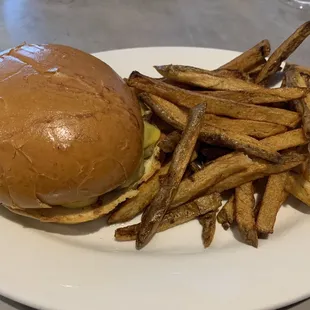 Cheeseburger Fresh Cut Regular French Fries