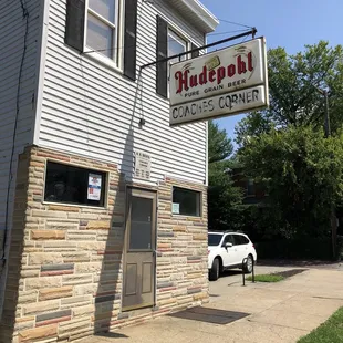 a car parked in front of a building