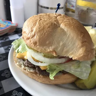 Cheeseburger Deluxe ... so fresh