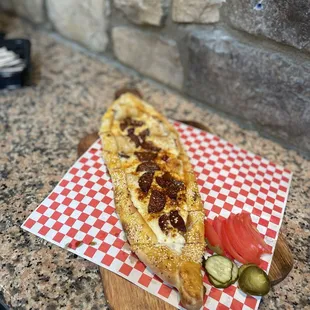 Sujuk pide