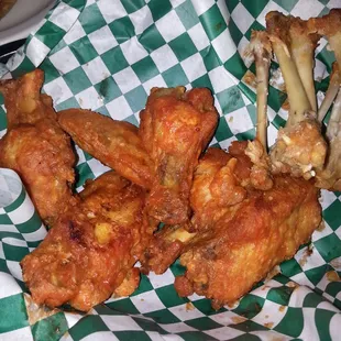 Good wings. SISSY ARE GOOD SPICY FOR ME.