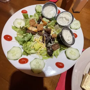 Salad &amp; Ranch Dressing very good!