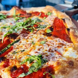 &amp;gt 12&quot; Margherita Pizza
