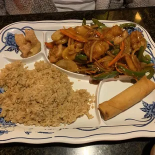 Shrimp with Garlic Sauce and Fried Rice