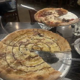 Create your Own Red Pizza