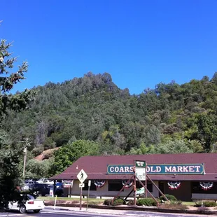 a view of the outside of the store