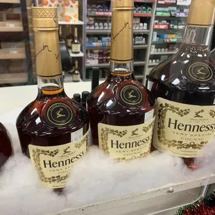 3 different size Hennessy