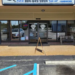 Coastal country kitchen.