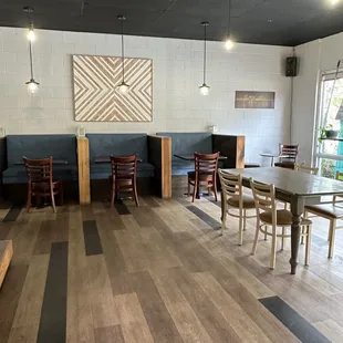 tables and chairs in a coffee shop