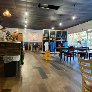 Dining area/shop
