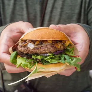 The Forager Burger - IG: @nelson_eats