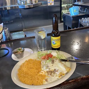 Chicken enchiladas// PacifiCo