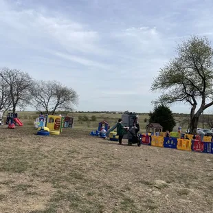 Lots of play areas for kids (especially great for toddlers)