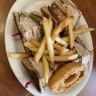 Fresh Turkey Club Sandwich