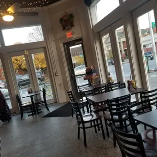 We've got to come back when they have these doors open. Looks like a lot of fun!