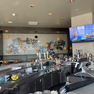 the bar area of a restaurant