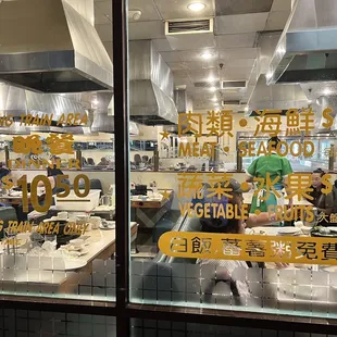 Menu and price for lunch and dinner