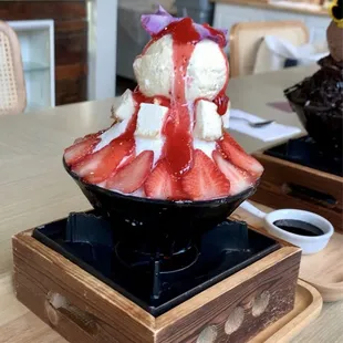 Strawberry Cheesecake Bingsu