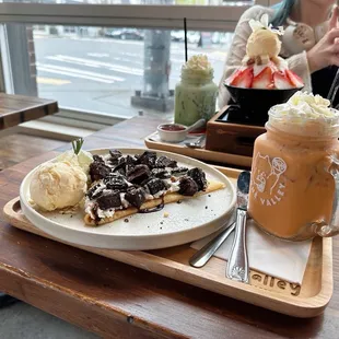 Oreo brownie crepe, Thai iced tea. Strawberry matcha tea and strawberry cheesecake shaved ice.