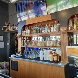 Bar area with plenty of TVs