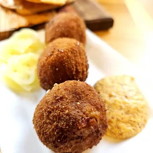 Boudin balls